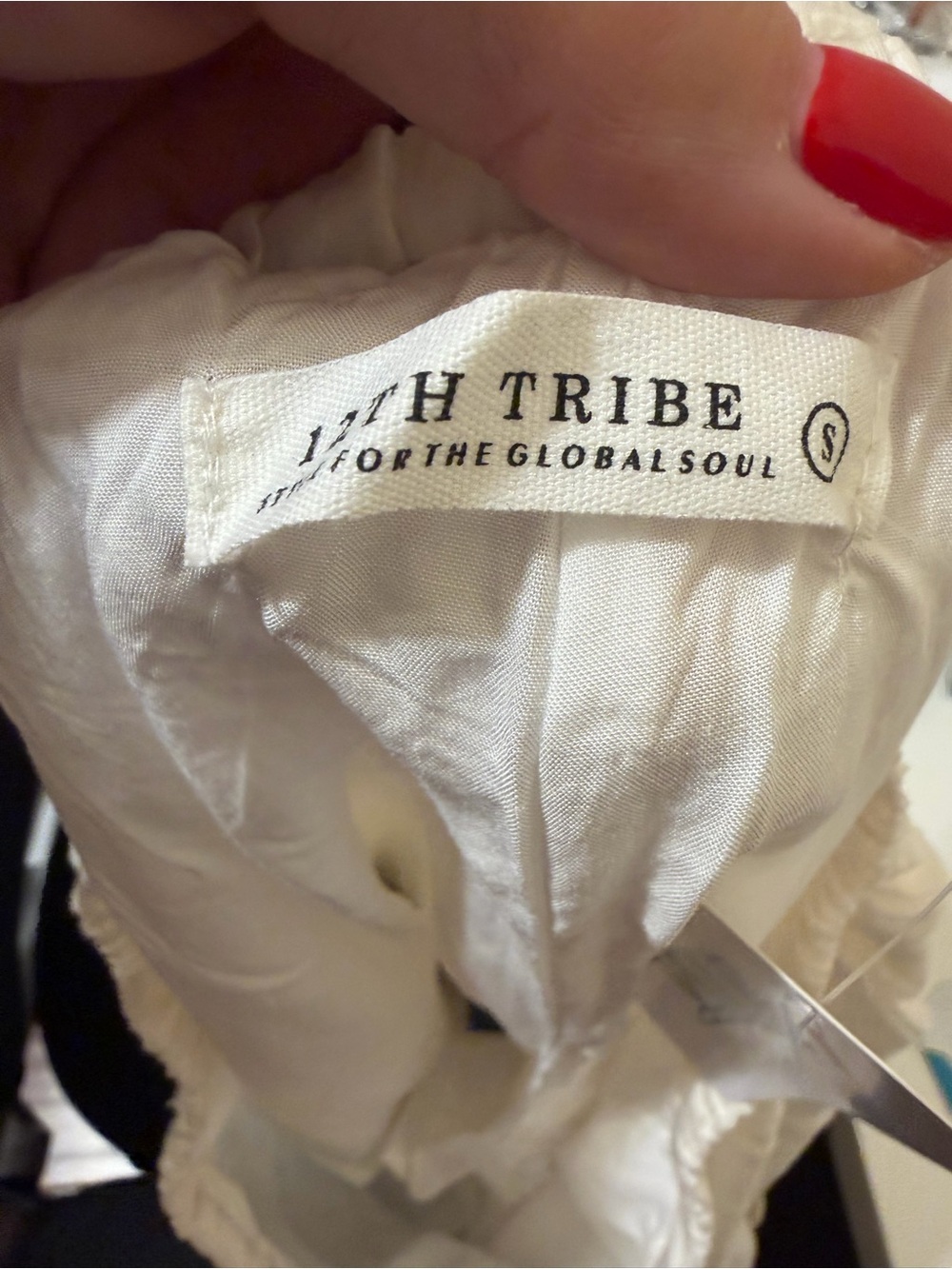 12th Tribe White Embellished Boho Shorts Gold Sequin Crochet - Picture 7 of 7